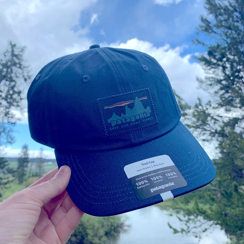 NWT Patagonia Hat - Blue Skyline & “Save Our Planet Earth”